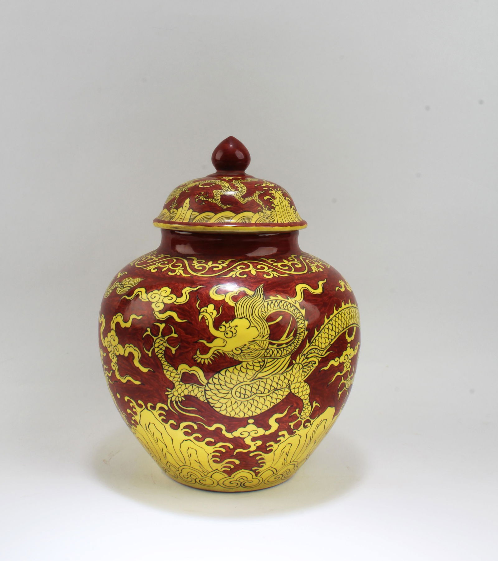 Chinese Porcelain Jar (1 of 6)