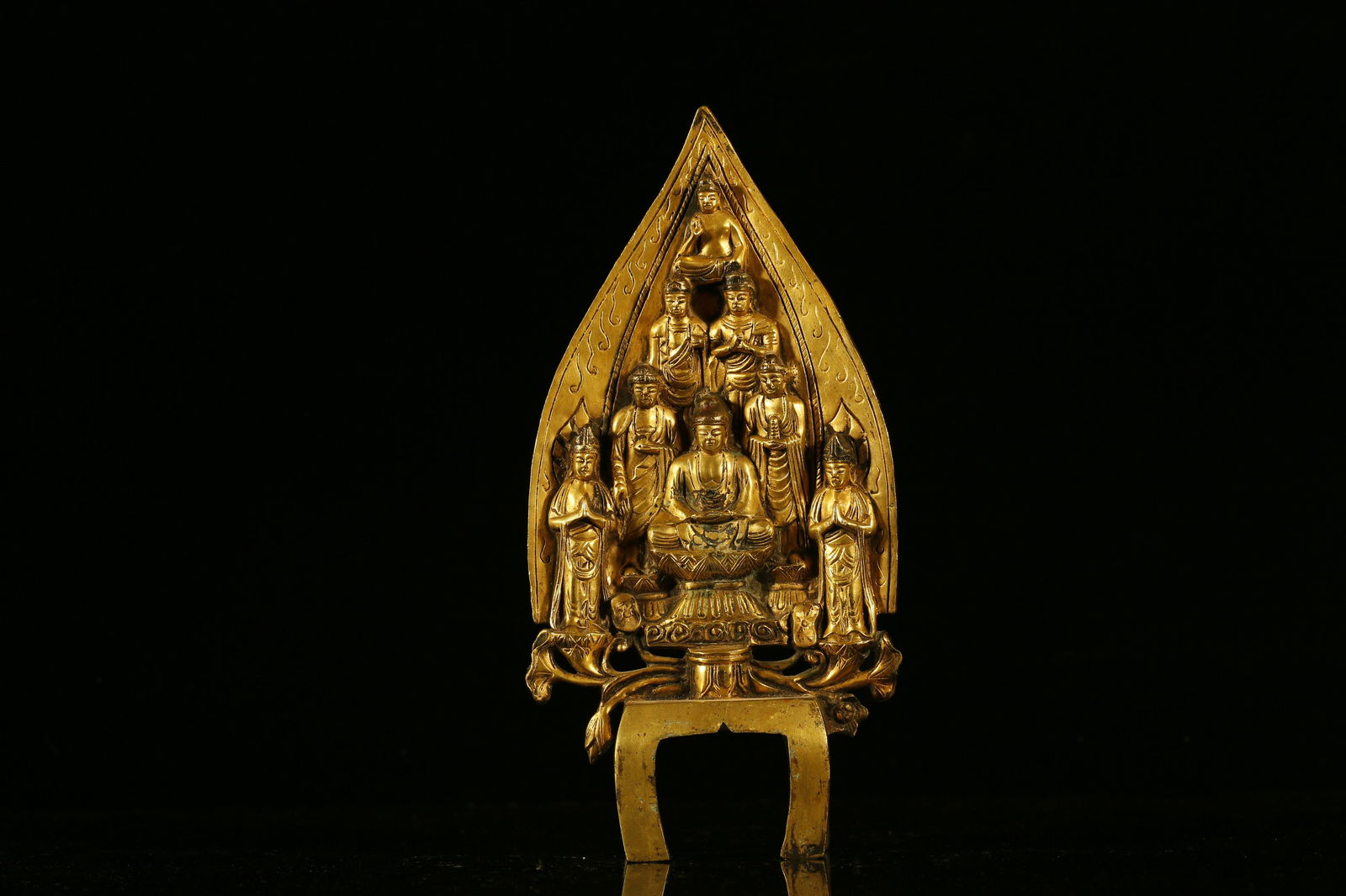 A Rare Gilt-Bronze Figure of Sakyamuni (1 of 7)
