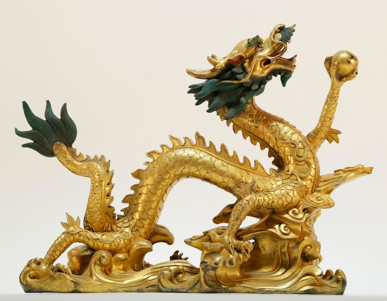 An Exquisite Gilt-Bronze Dragon (1 of 8)