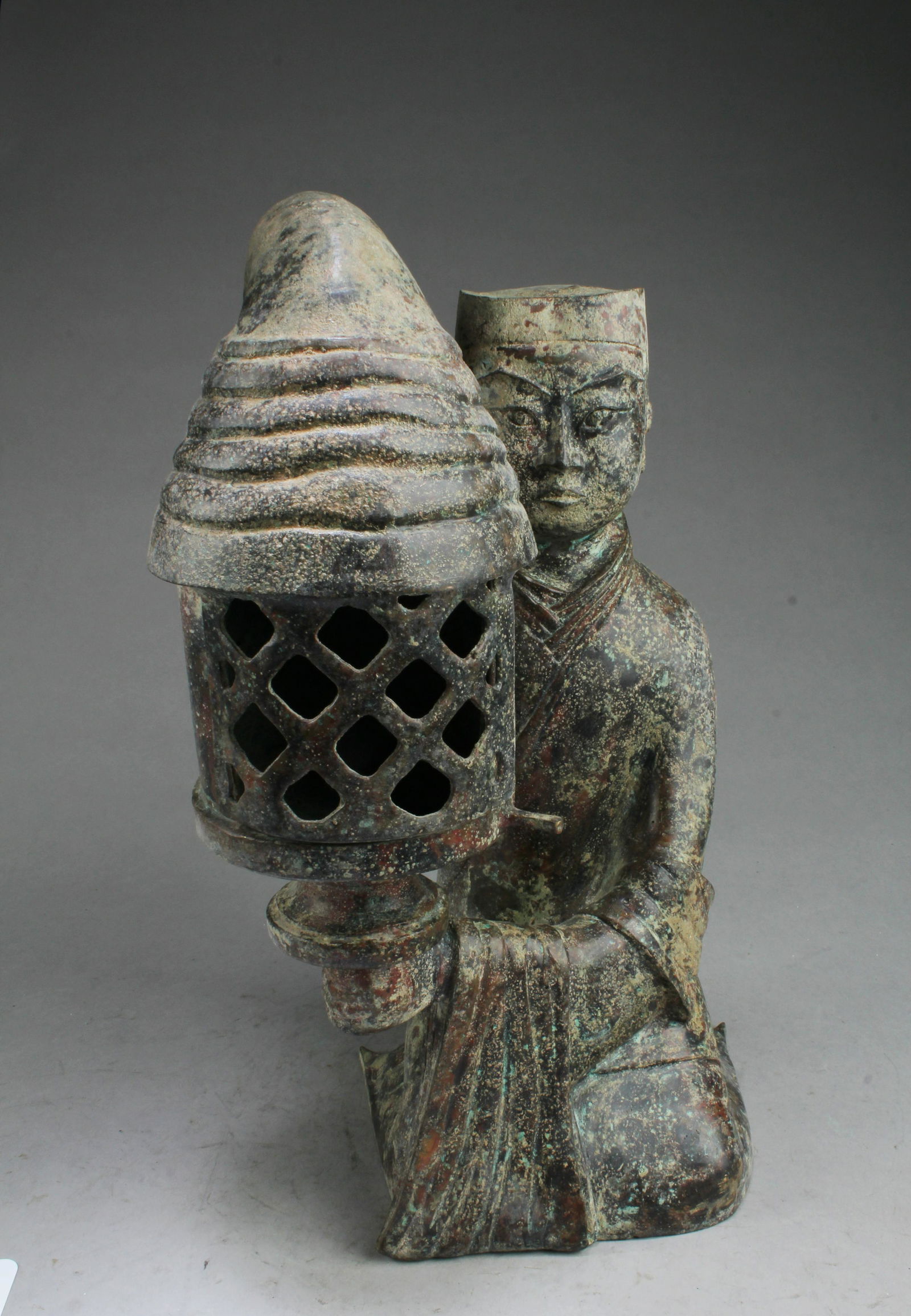 A Bronze Oil Lamp Holder (1 of 4)