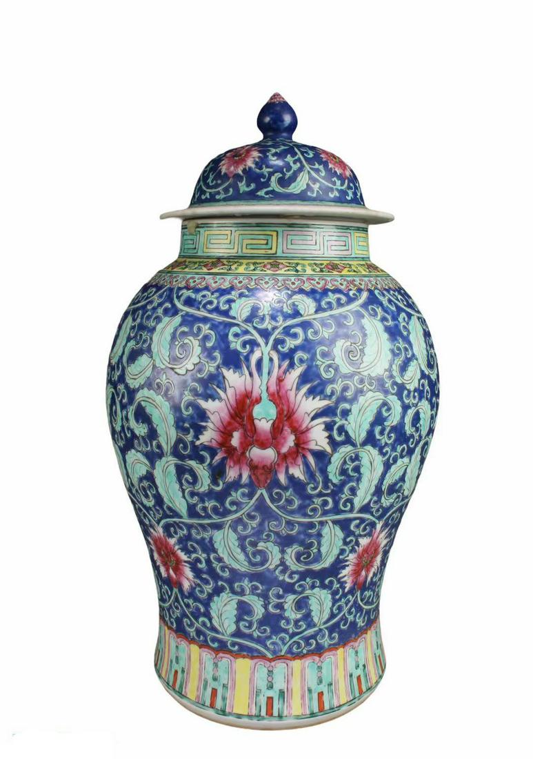 Chinese Porcelain Jar (1 of 6)