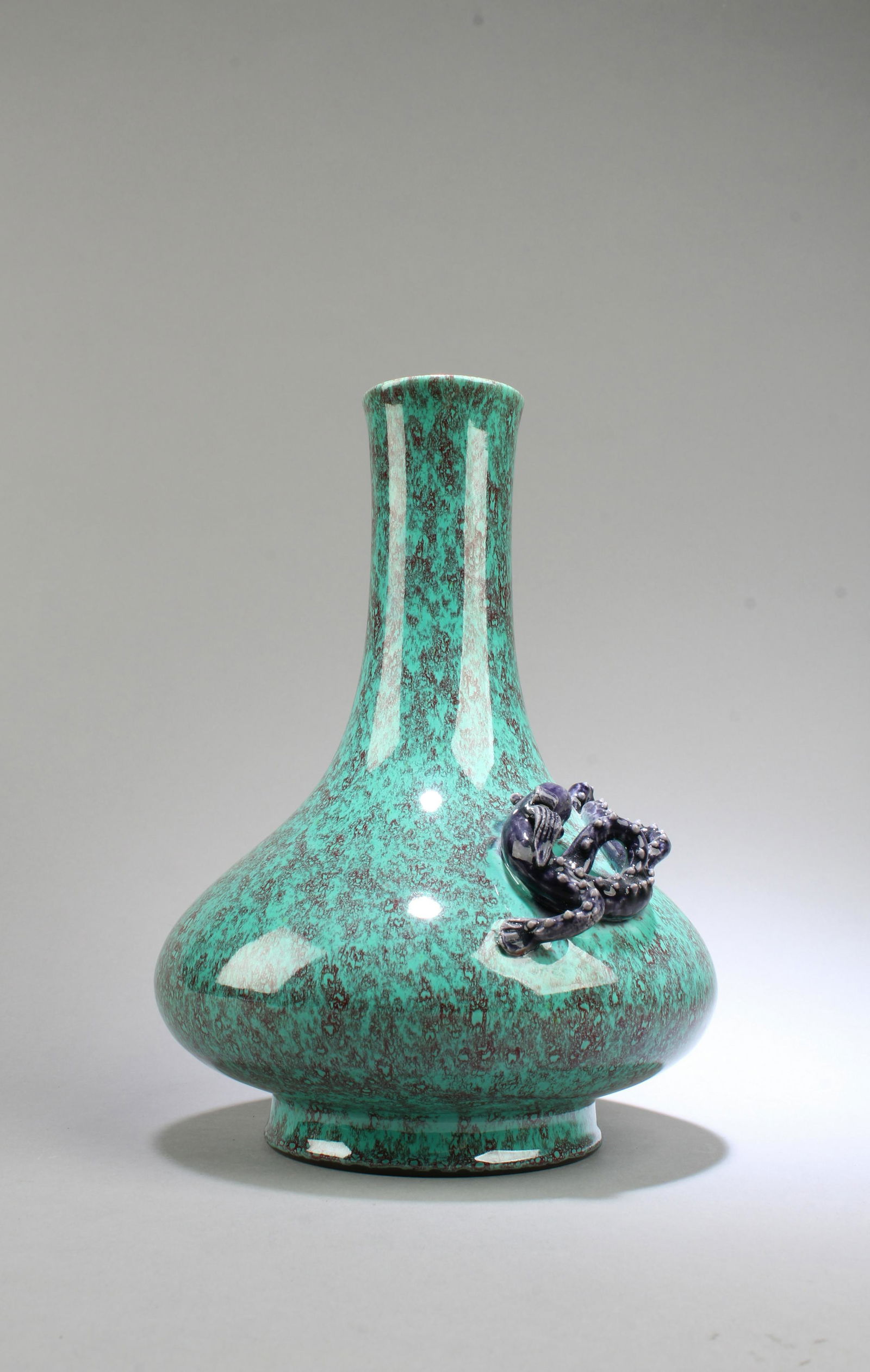 Chinese Dual Color Vase (1 of 6)