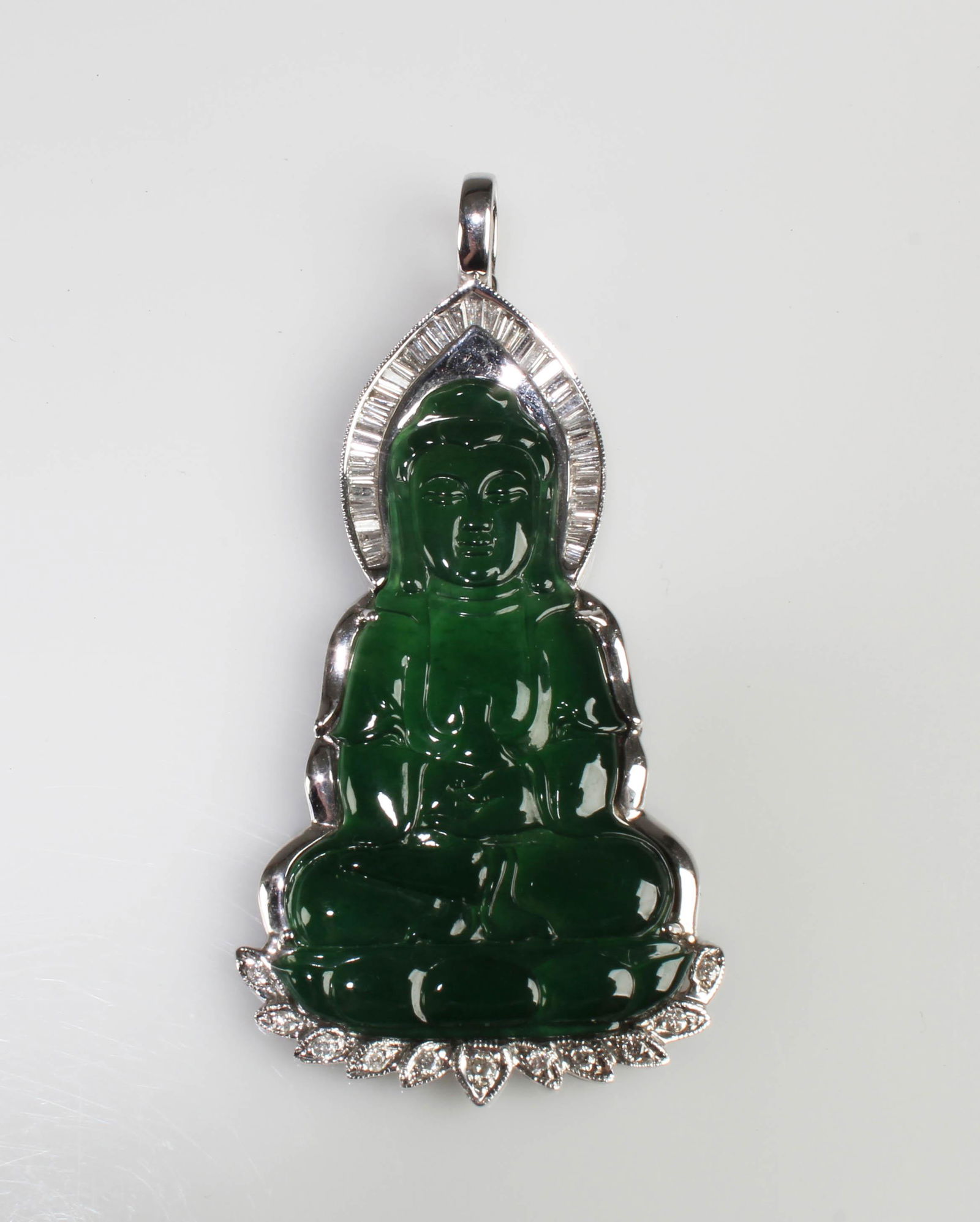 An Omphacite Jade Pendant, GIA # 6147732839 (1 of 4)