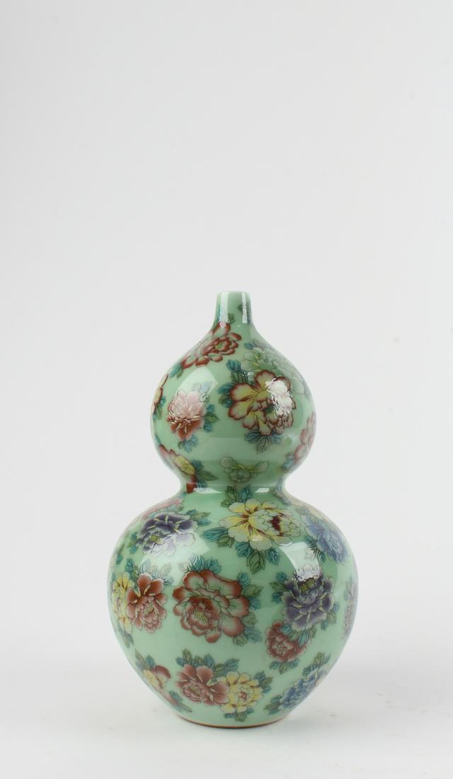 Chinese Porcelain Double Gourd Vase (1 of 5)