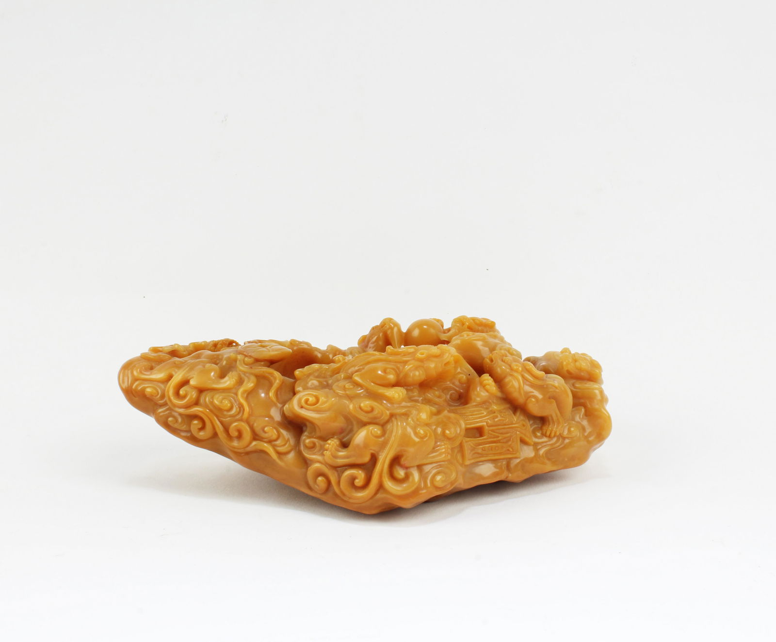 A Carved Tianhuang Ink Washer (1 of 6)