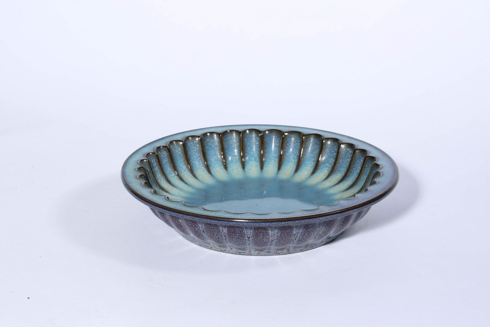 Jun Ware Chrysanthemum Lobed Washer (1 of 5)