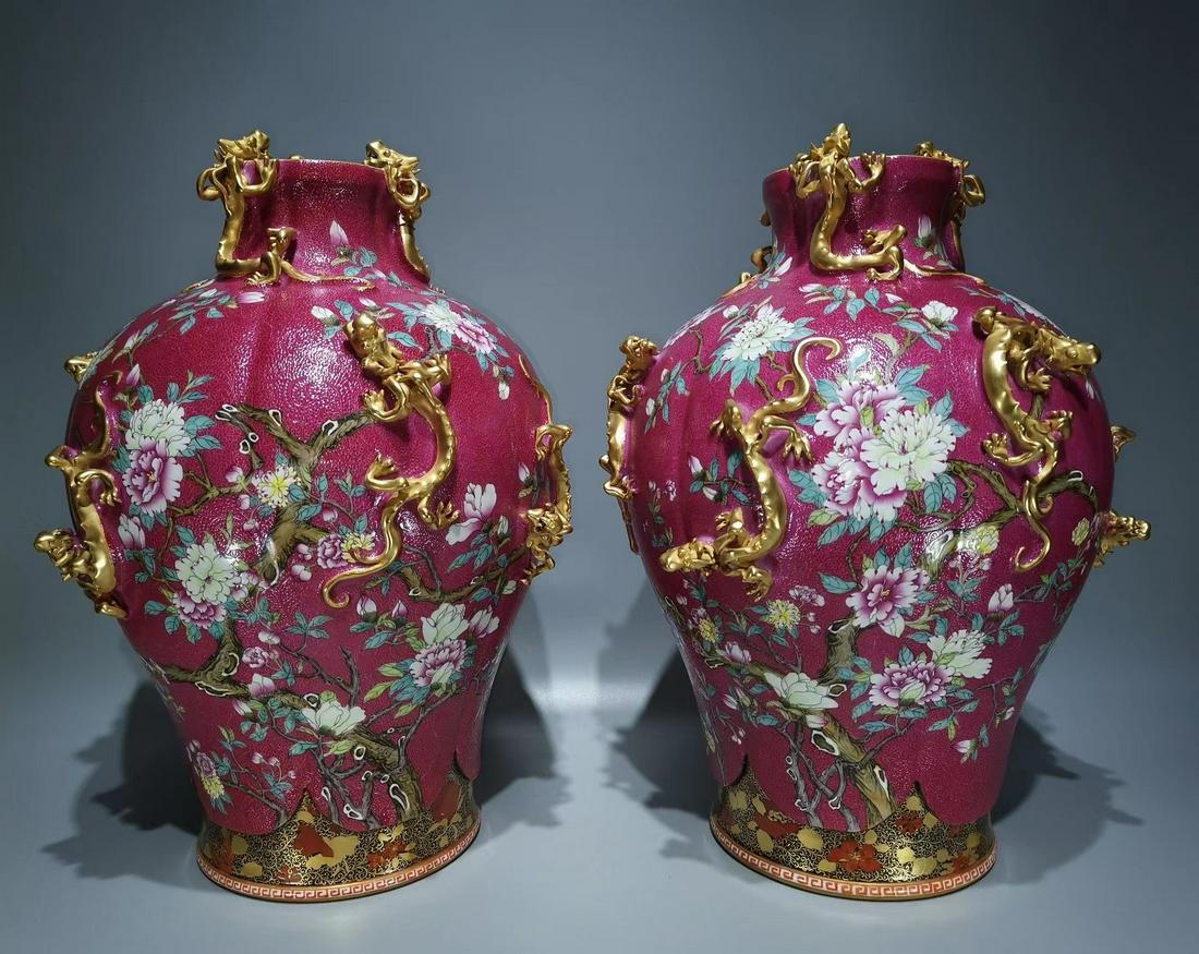 A Pair of Porcelain Vases (1 of 9)