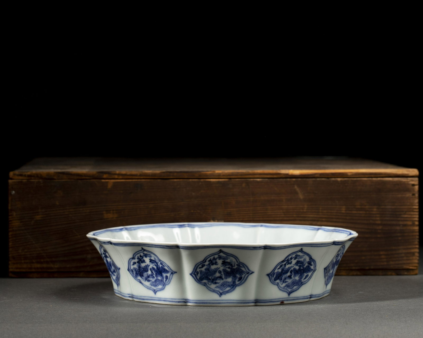 A Blue & White Ink Washer (1 of 11)