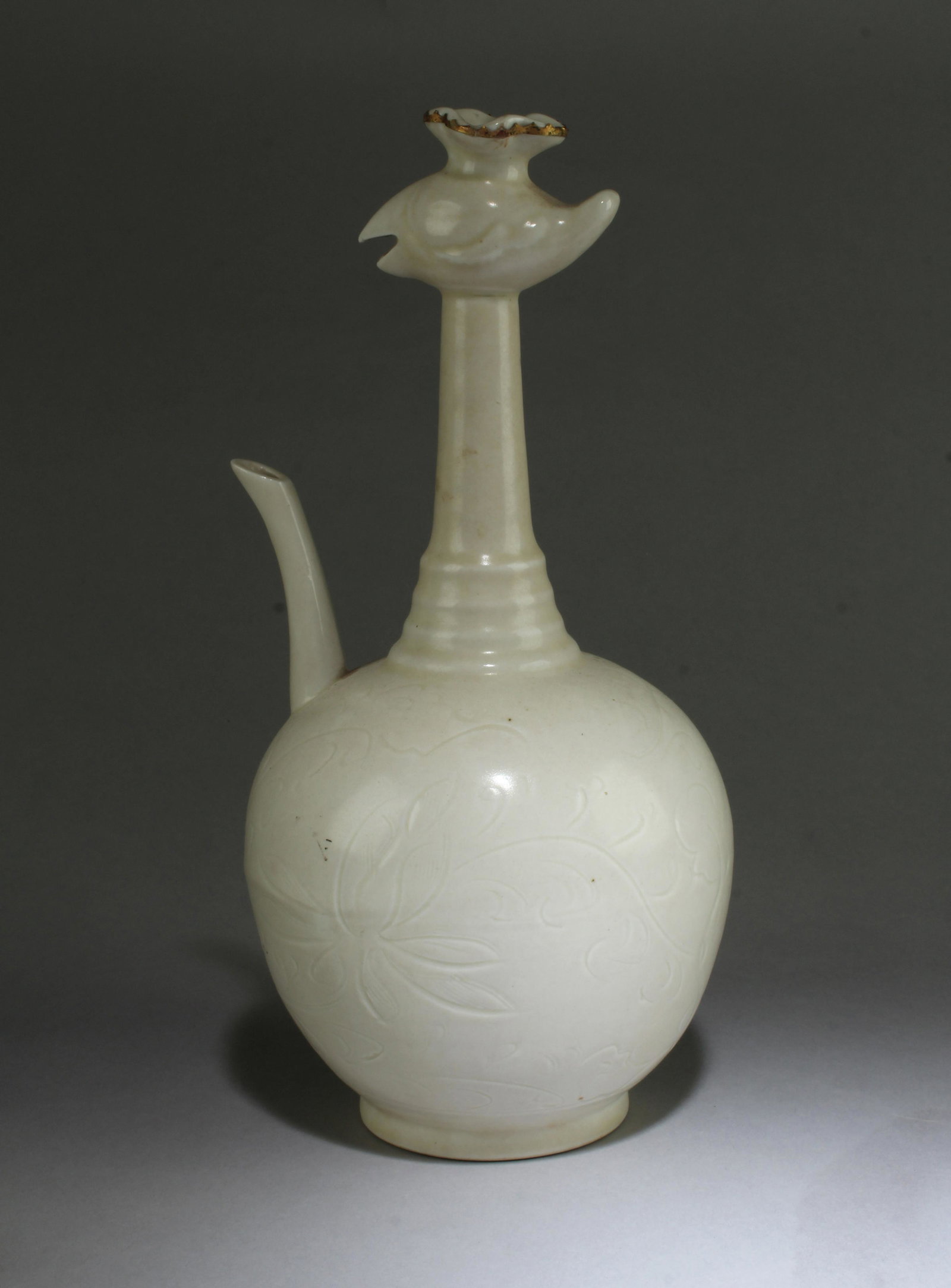 A Dingyao Vase (1 of 6)