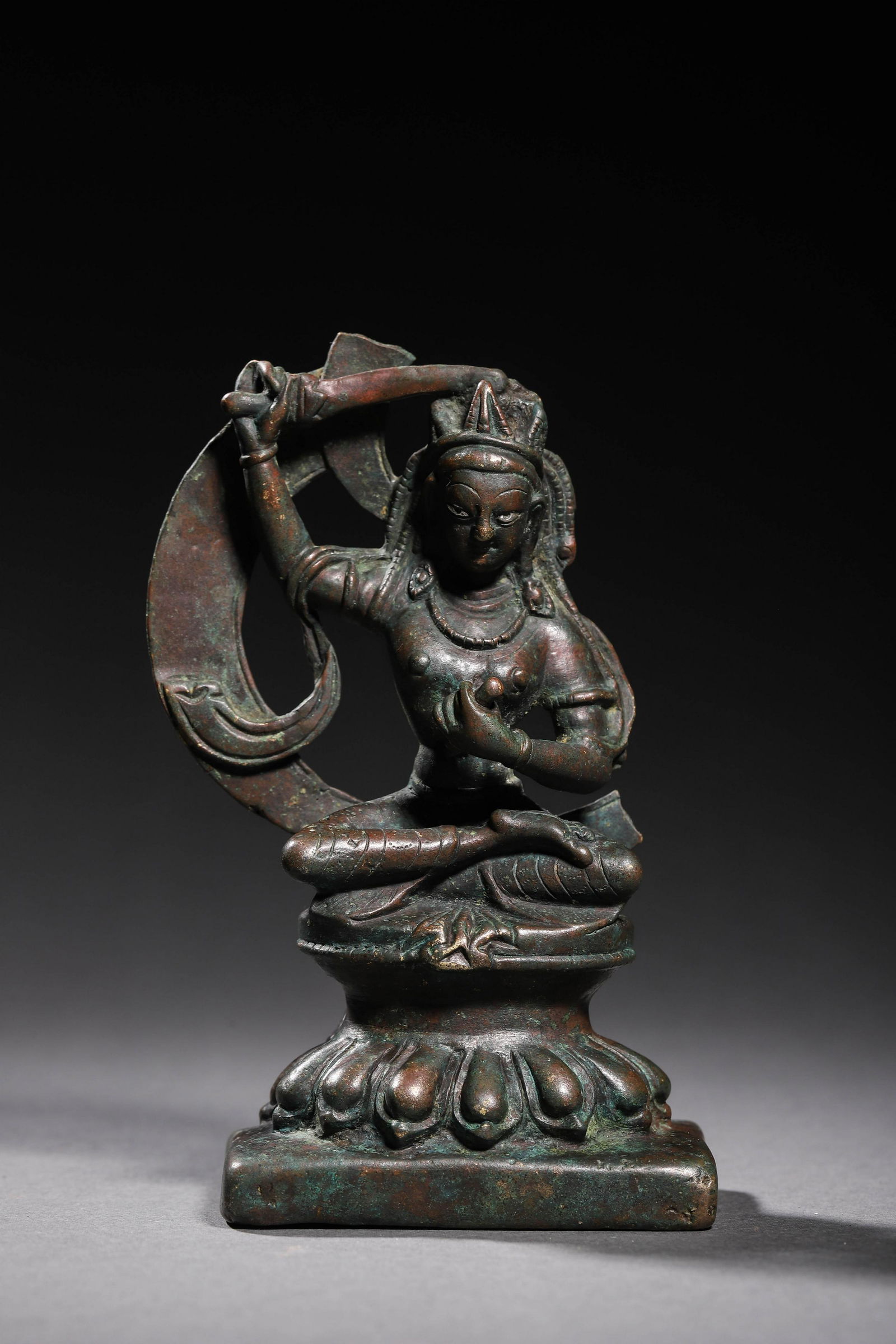 17th Century: A Bronze Buddha Statue (1 of 14)