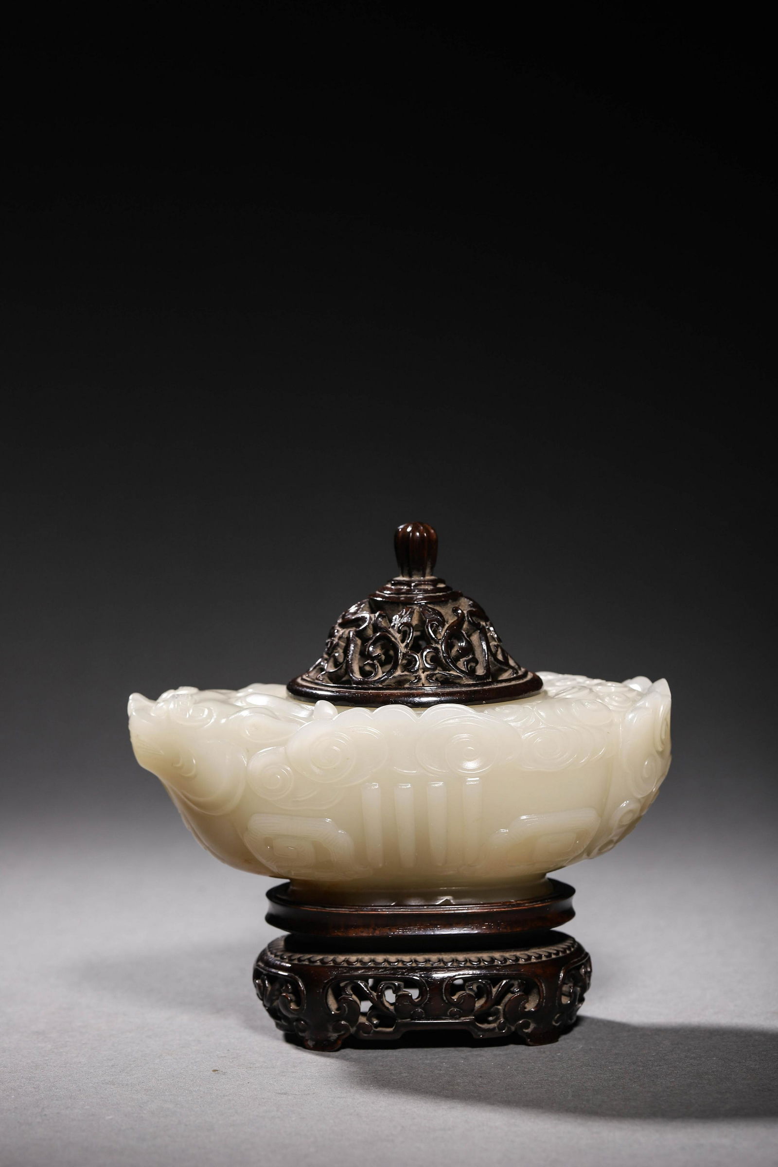 Qing: A Carved Jade Ink Washer (1 of 9)