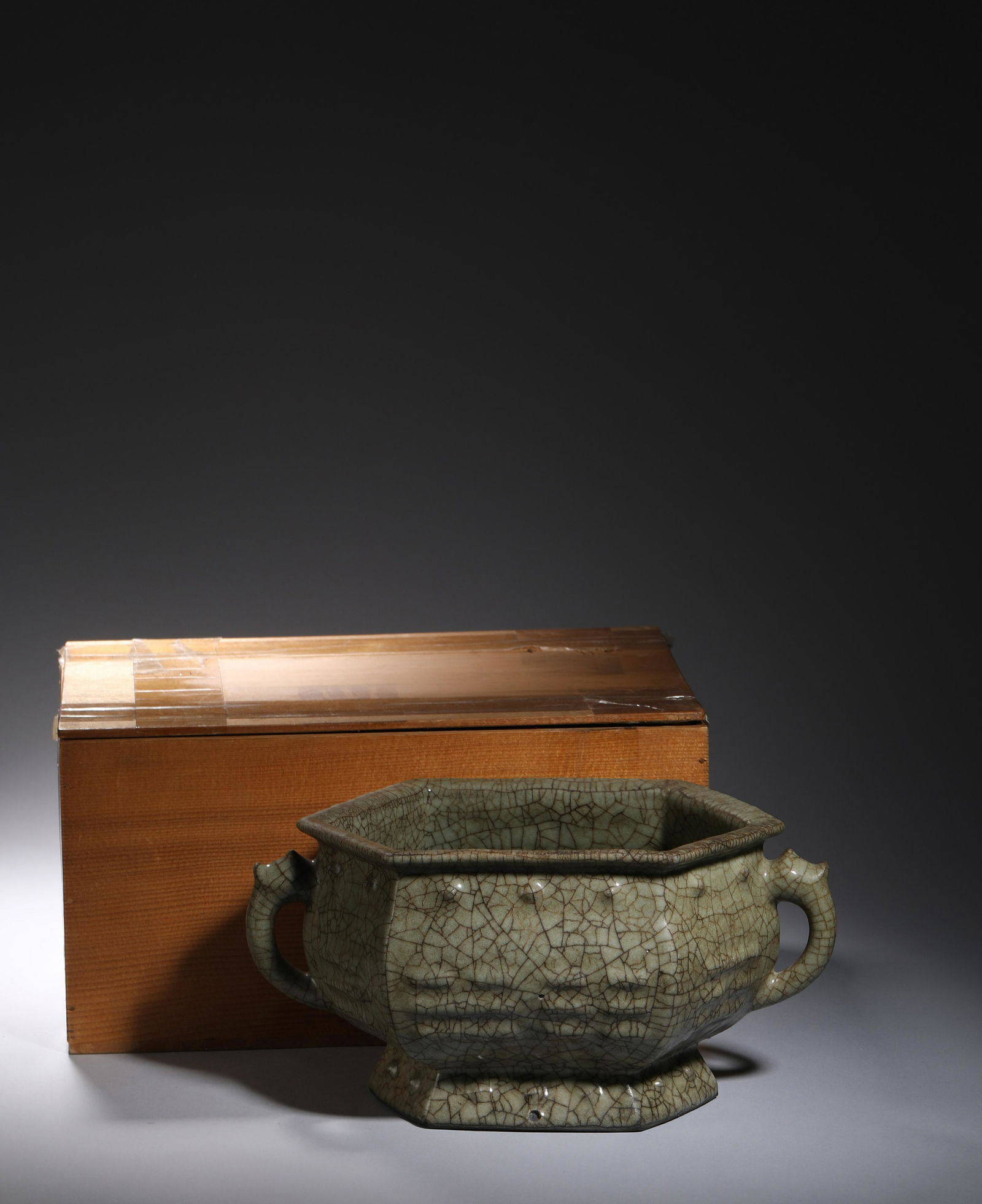 Song: A Guan Type Incense Burner (1 of 16)