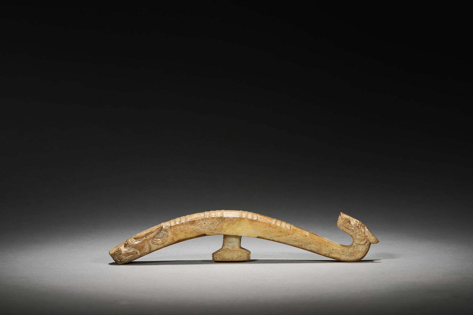 Han: A Carved Jade Belt Hook (1 of 8)