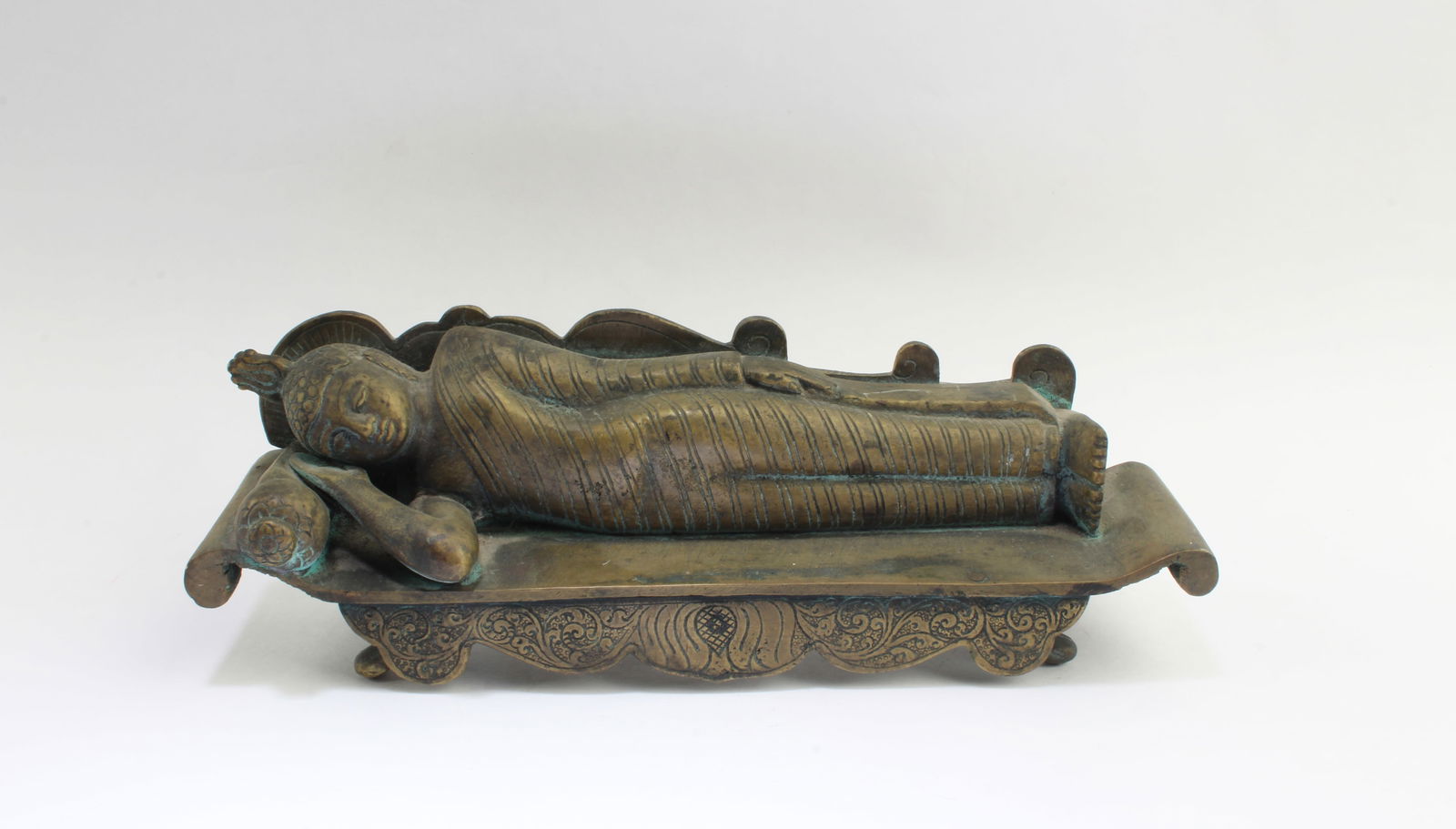 Antique 18th Century Bronze Sleeping Buddha Statue (1 of 5)
