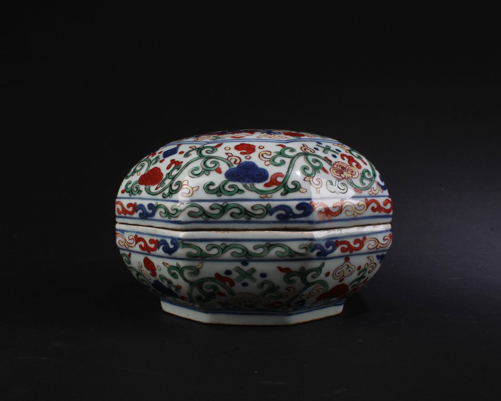 Chinese Octagonal Shaped Porcelain Container (1 of 6)