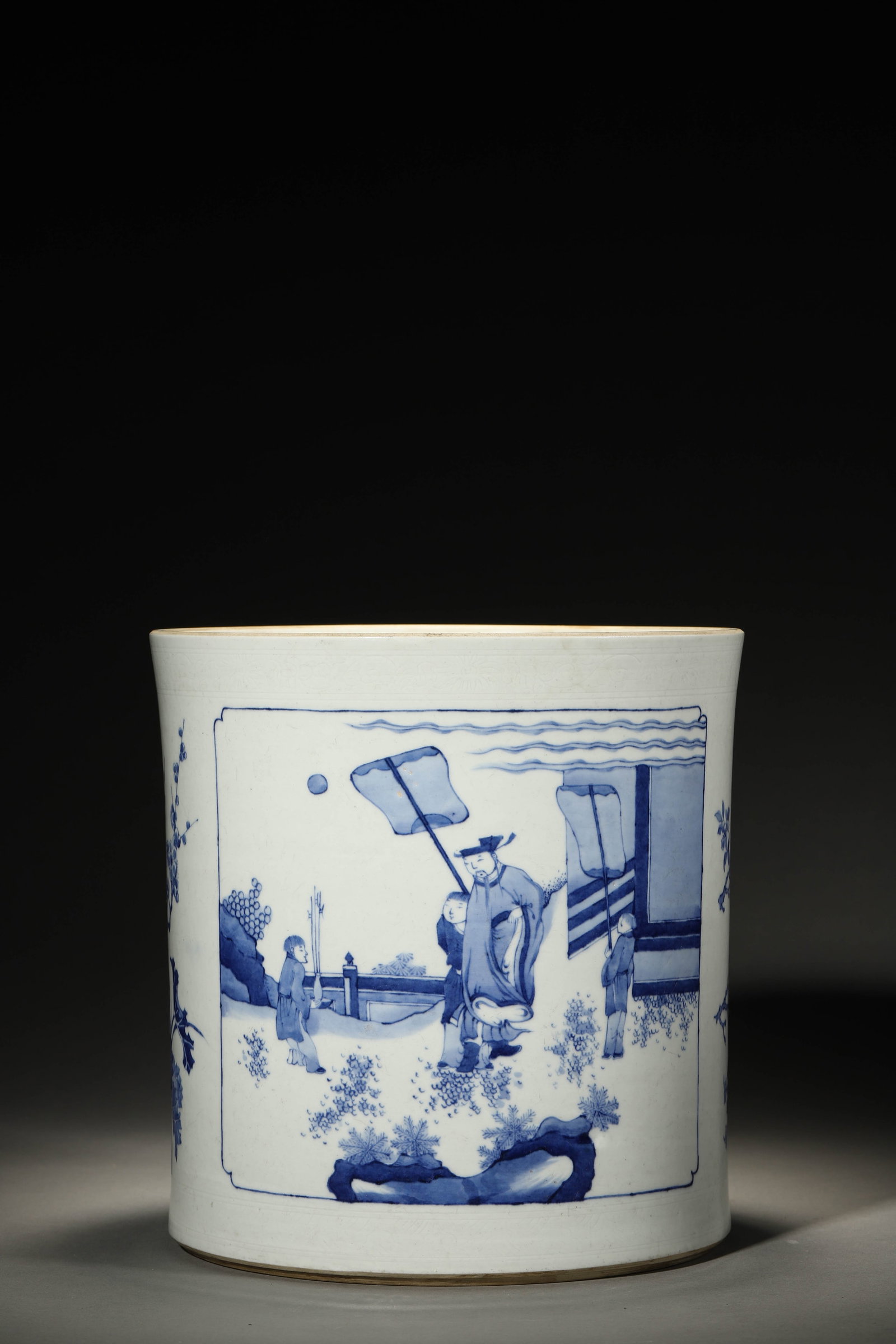 A Blue and White Brushpot: A Blue and White Brushpot. Dimensions: 22cm x 24cm.