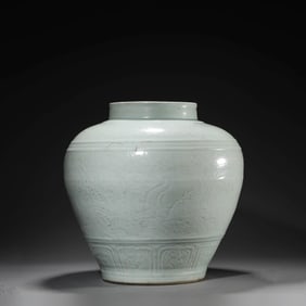 Celadon-Glazed Incised Dragon Jar