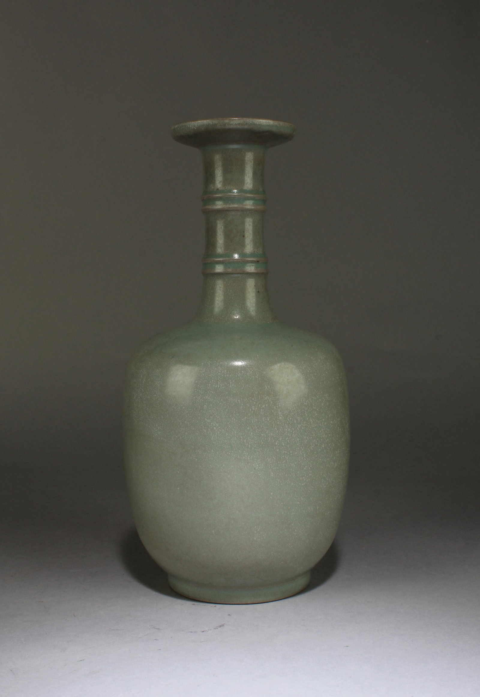 A Ru Kiln Vase (1 of 5)