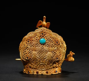 Hardstone Inlaid Gold Crown
