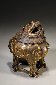 Gold Splashed Bronze Statue of Roaring Beast