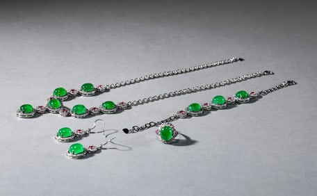Set of Jadeite Accessories