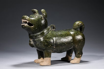 Green Glaze Hound Statue