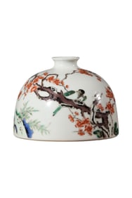 Famille Rose Magpie and Prunus Beehive-Shape Water Pot