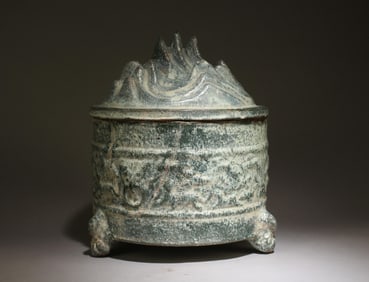 A Chinese Pottery Container