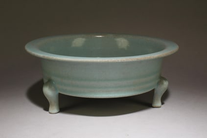 A Chinese Ruyao Ink Washer