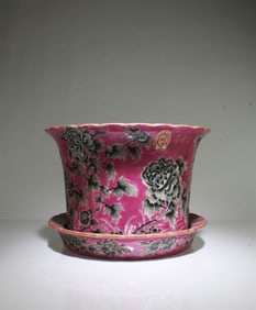 A Porcelain Planter