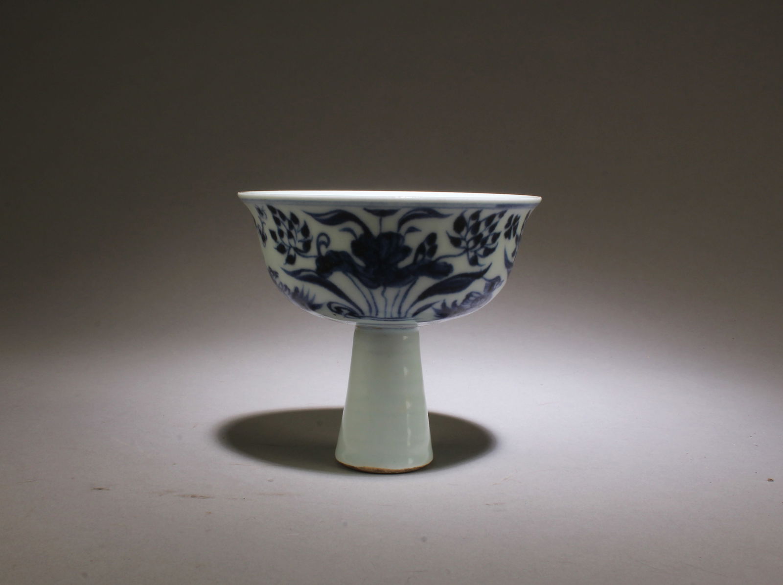 A Blue & White Stem Cup: A Blue & White Stem Cup. Diameter: 4" Height: 3.5"