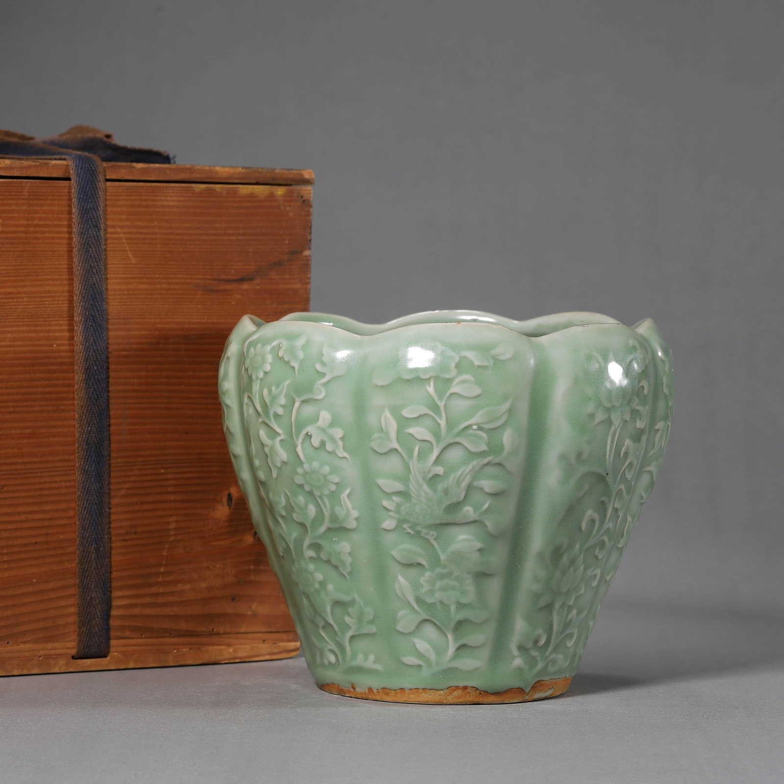 Longquan Kiln Lotus Petal Bowl: Longquan Kiln Lotus Petal Bowl. Dimensions: 6.3 in x x 5.51 in