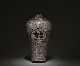 A Cizhou Vase