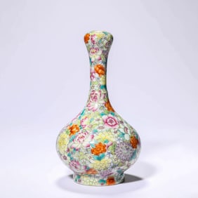 Famille Rose Millefleurs Garlic-Headed Vase