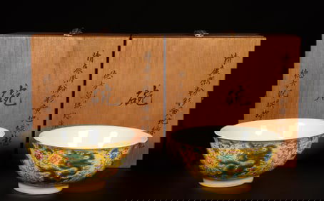 A Pair of Fencai Bowls