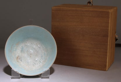 A Ruyao Chinese Bowl