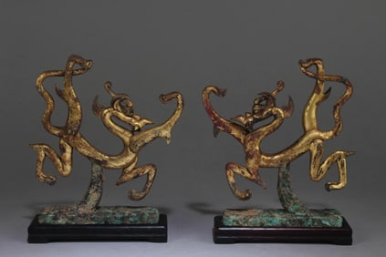 A Set of 2 Chinese Gilt Bronze Dragon