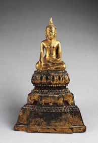 A Gilt Wooden Buddha Statue