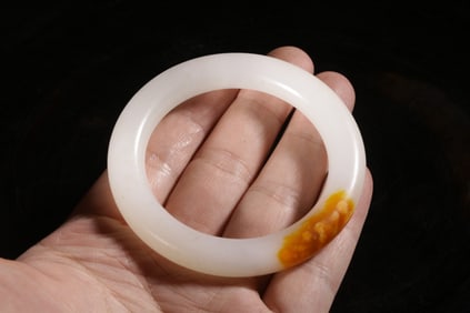 A Hetian White Jade Bracelet