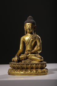 A Gilt Bronze Shakyamuni Buddha Statue