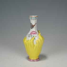 Famille Rose Flower Bottle Vase