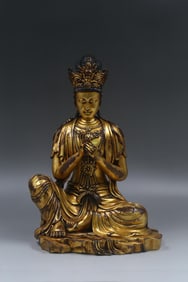 A Gilt Bronze Seated Guanyin Statue