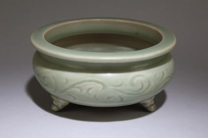 A LongQuan Tripod Incense Burner
