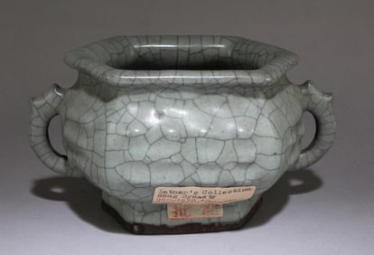 A Guanyao Double Ear Incense Burner