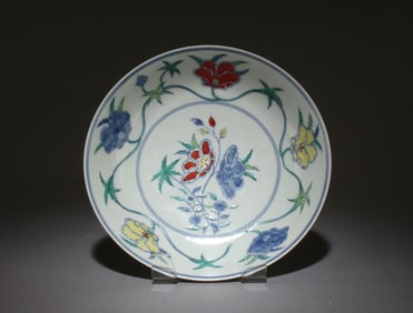 A Doucai Plate