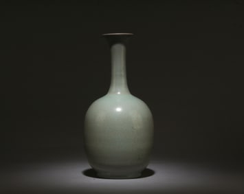 A Ruyao Vase