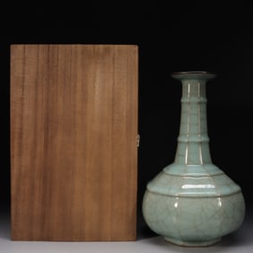 A Guan Ware Vase