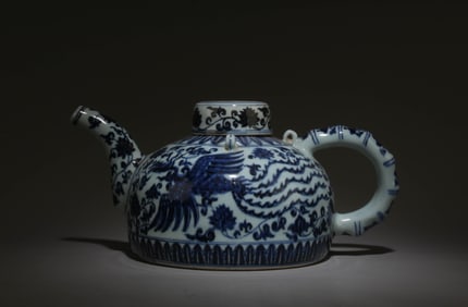 A Blue and White Phoenix Pot with Lid