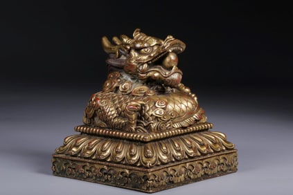 A Gilt Bronze Seal
