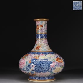 A Blue And White Fencai Vase